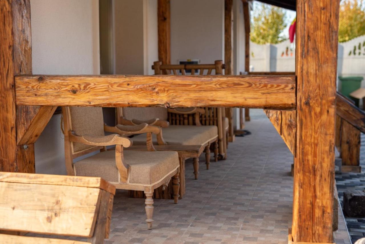 Boutique Vila Cristian  Luaran gambar